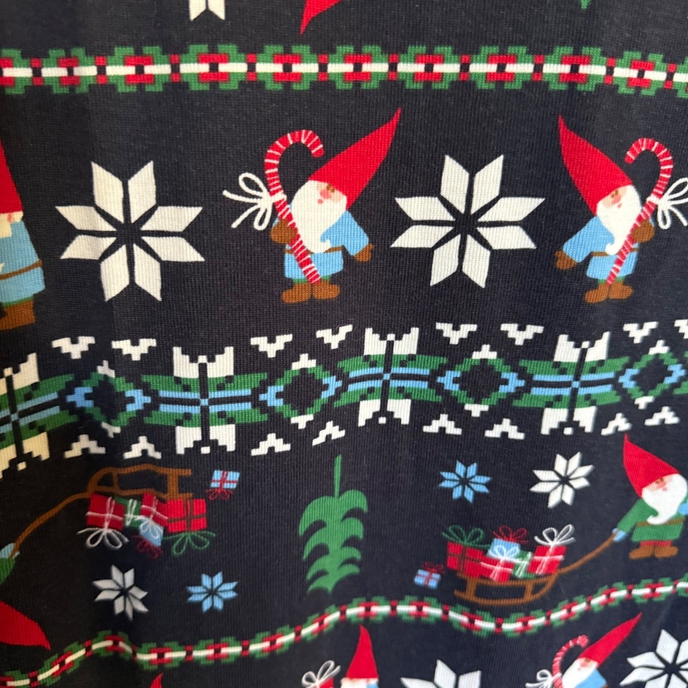 Hannah Andersson Gnome Sweet Gnome Holiday Nightgown Adult Size Small - Picture 4 of 10